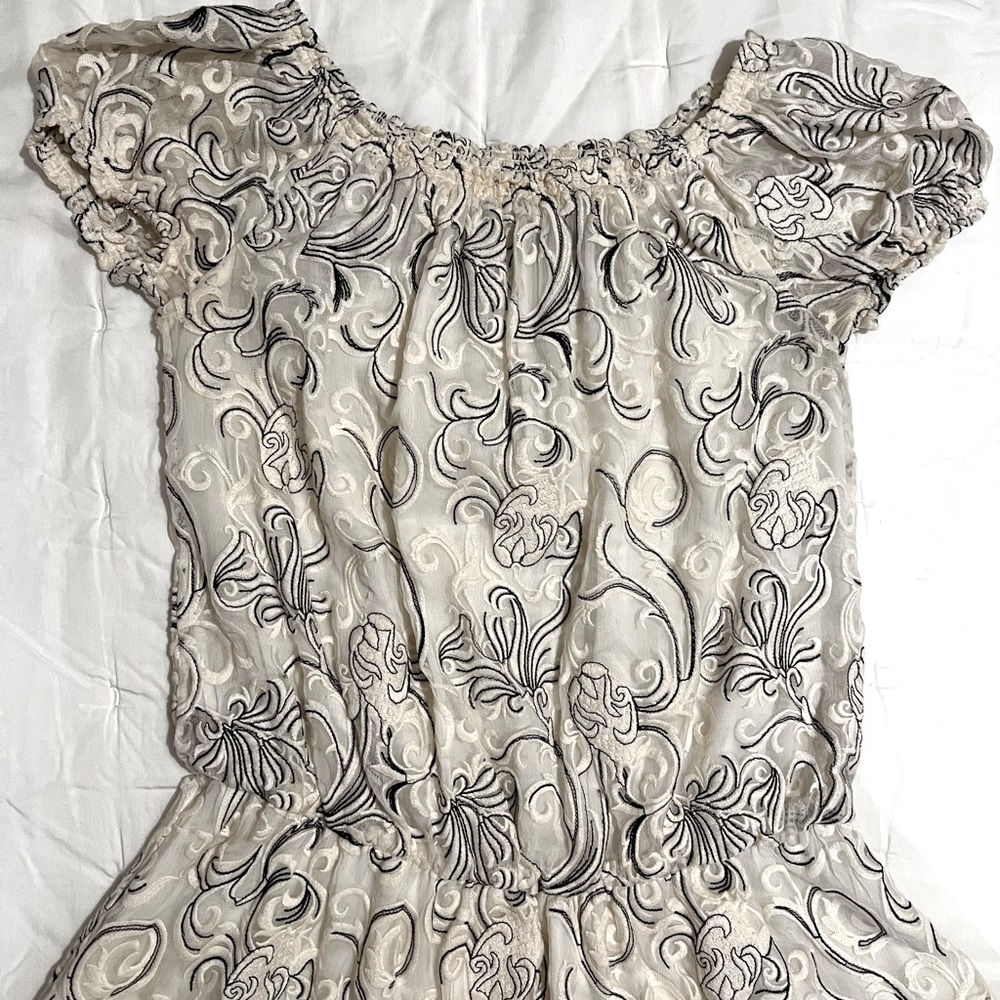 Alice + Olivia  Janelle Embroidered Silk Dress